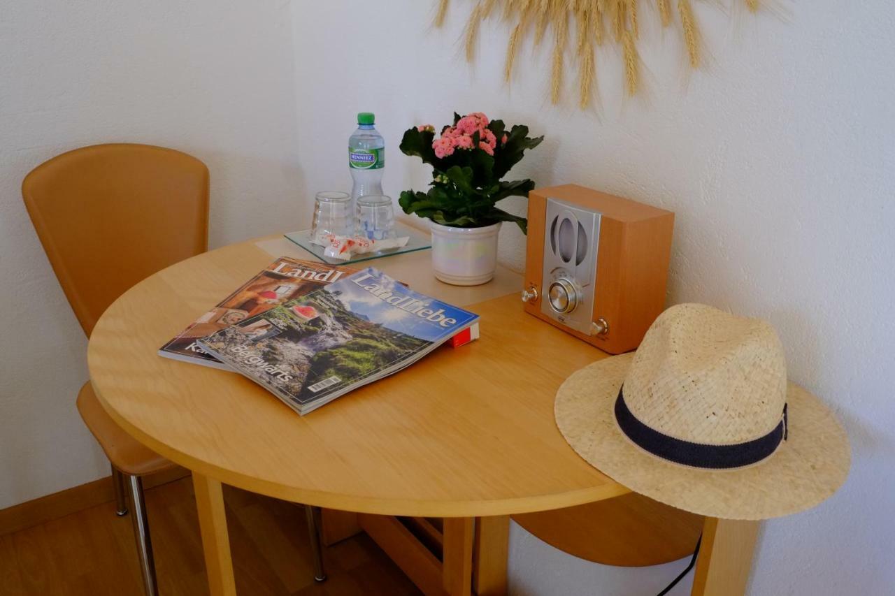Erlach Ferienzimmer Zuelli المظهر الخارجي الصورة